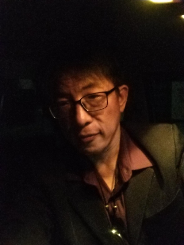 隱姓埋名的第一张照片--新北交友中心