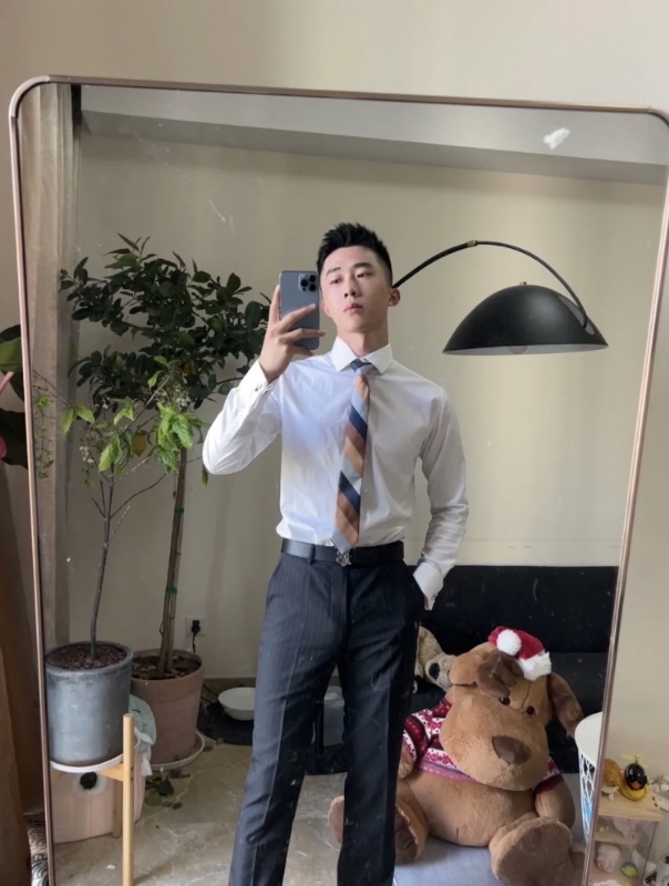 张浩的第一张照片--新北交友中心